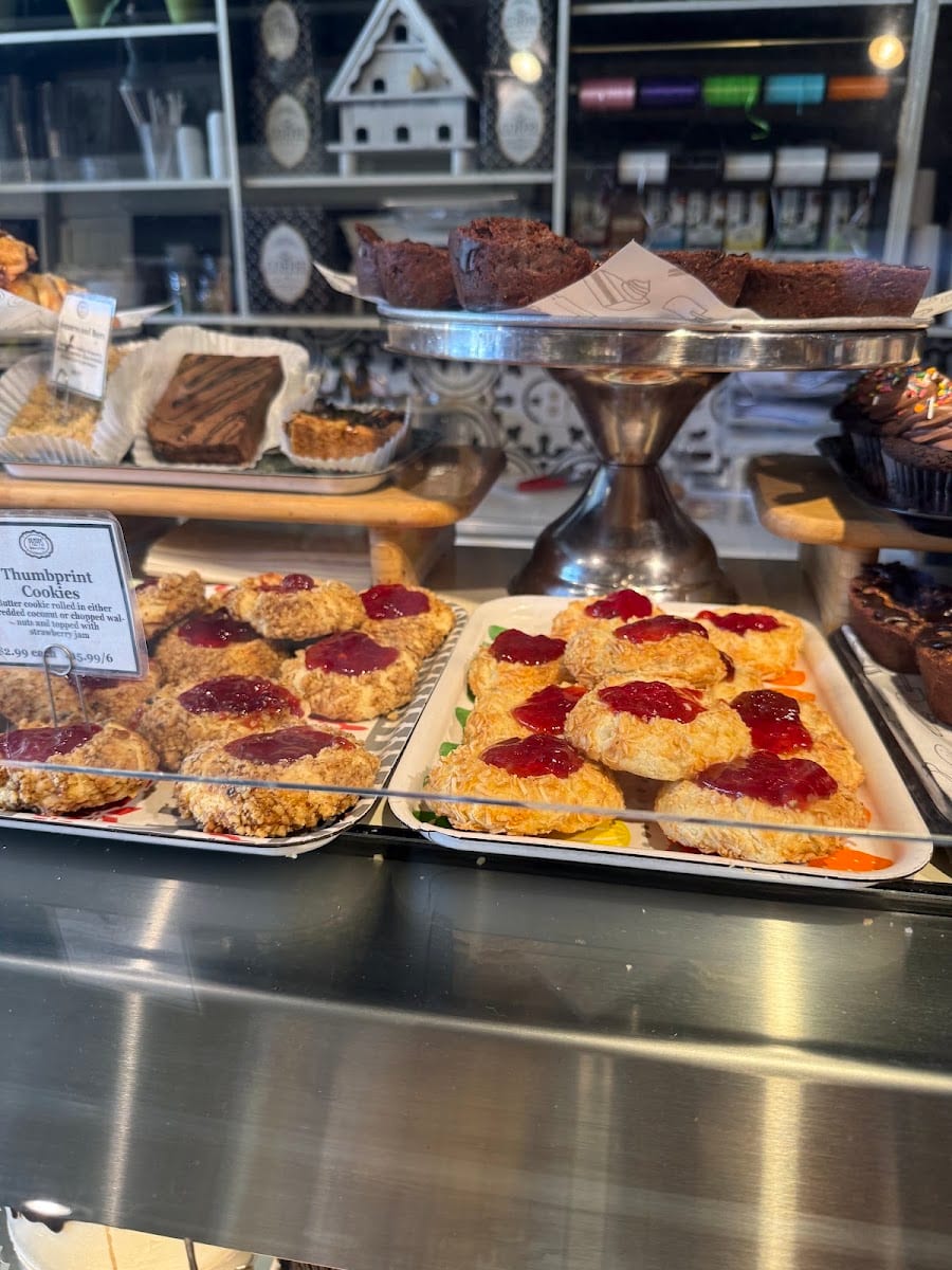 Phipps Bakery & Dessert Shop, photo 3