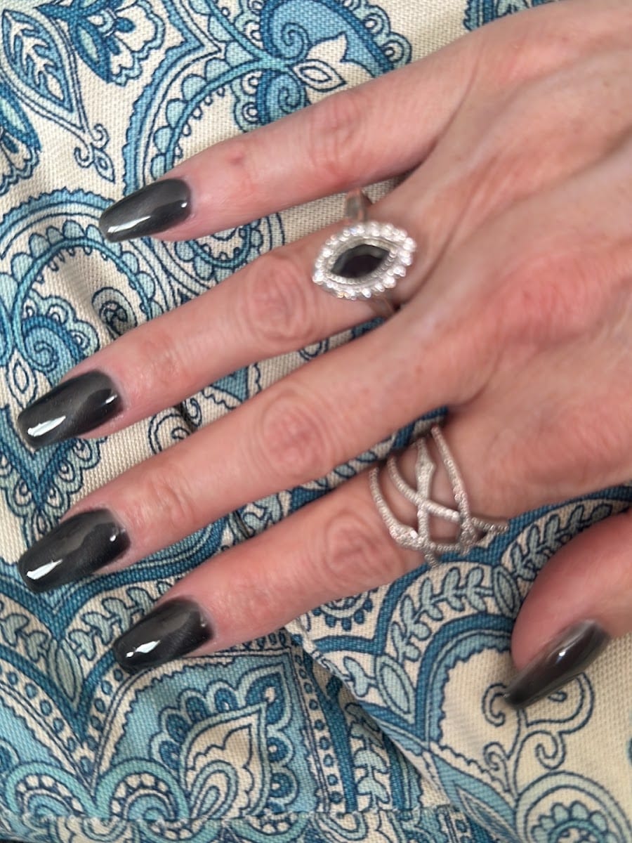 Island Salon & Nail Spa