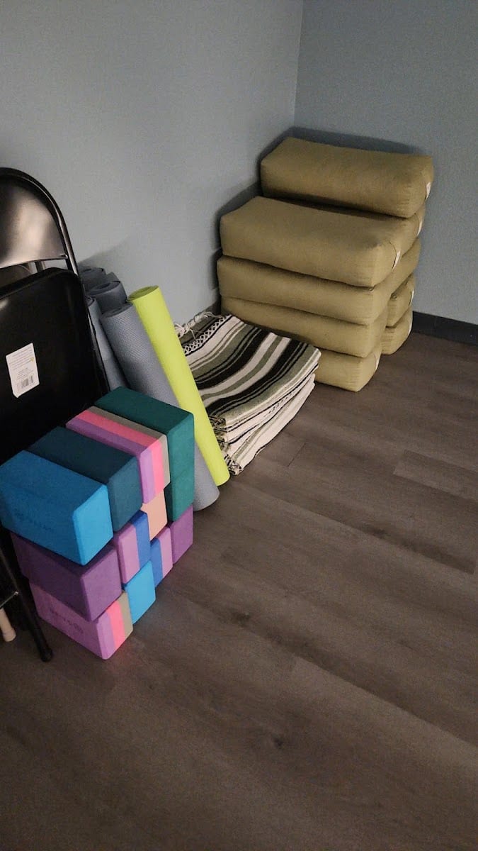 The Yoga Room LV