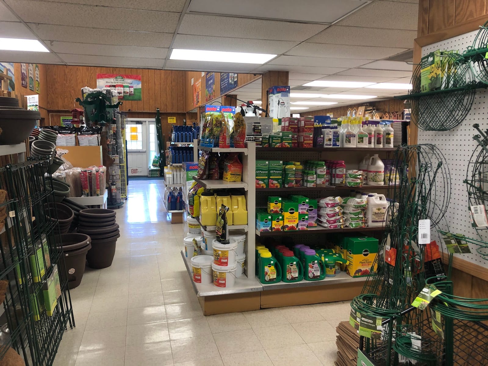 Lawn Depot Turf Management & Garden Center, photo 2