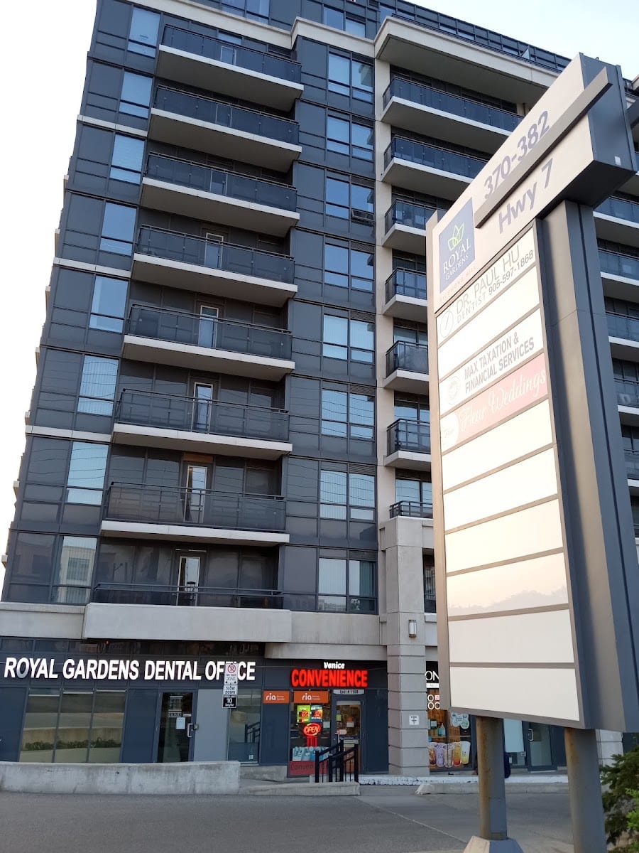 Royal Gardens Dental Office - Dr Paul HU Dentistry, photo 2