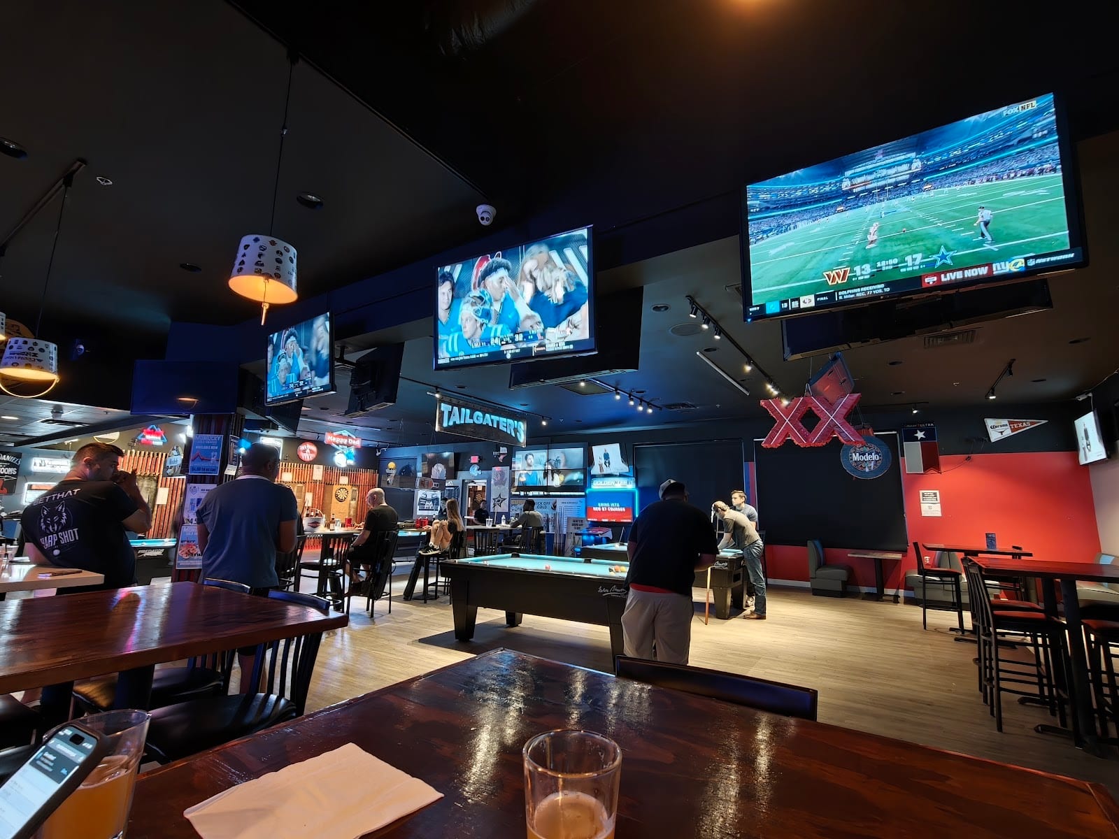 Tailgaters Snookered - Best Sports Bar, Game bar & Grill