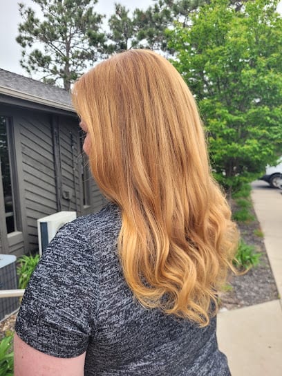 Kelci Lyn Salon