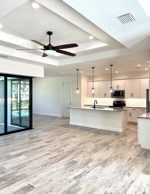 BLUE CHIP BUILDERS-HOME BUILDER-REMODELER