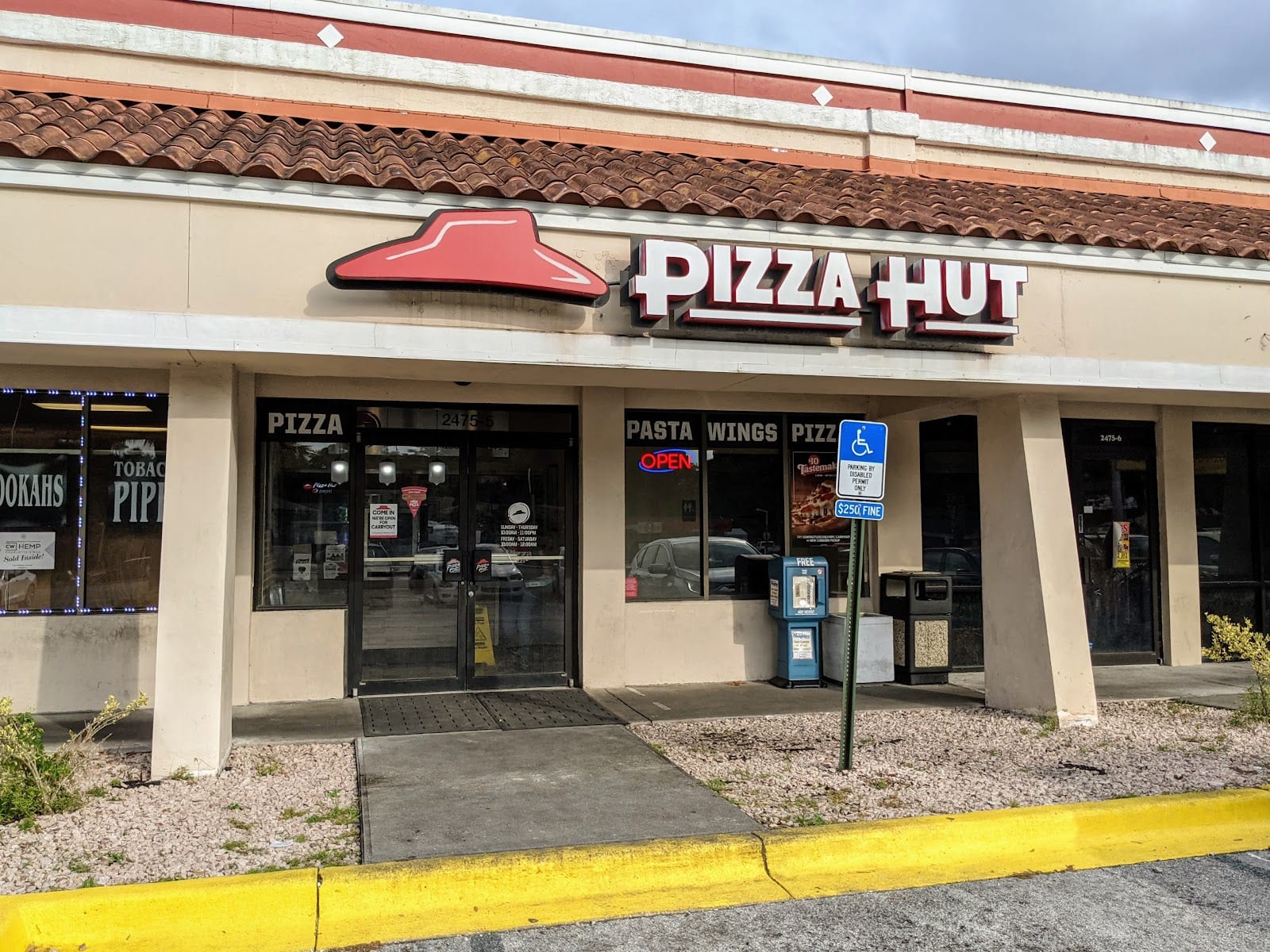 Pizza Hut, photo 2