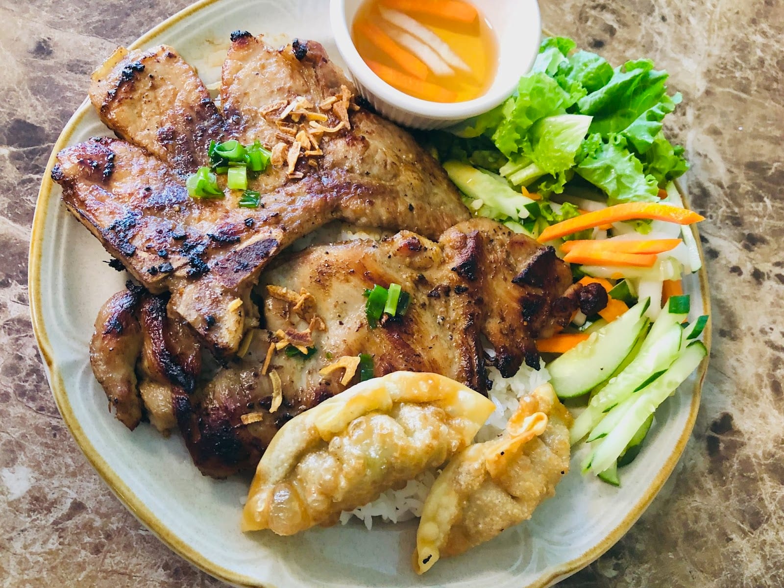 Pho Bistro & Niu Baguette LLC