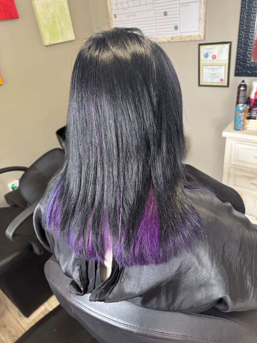 Aura Salon and Day Spa