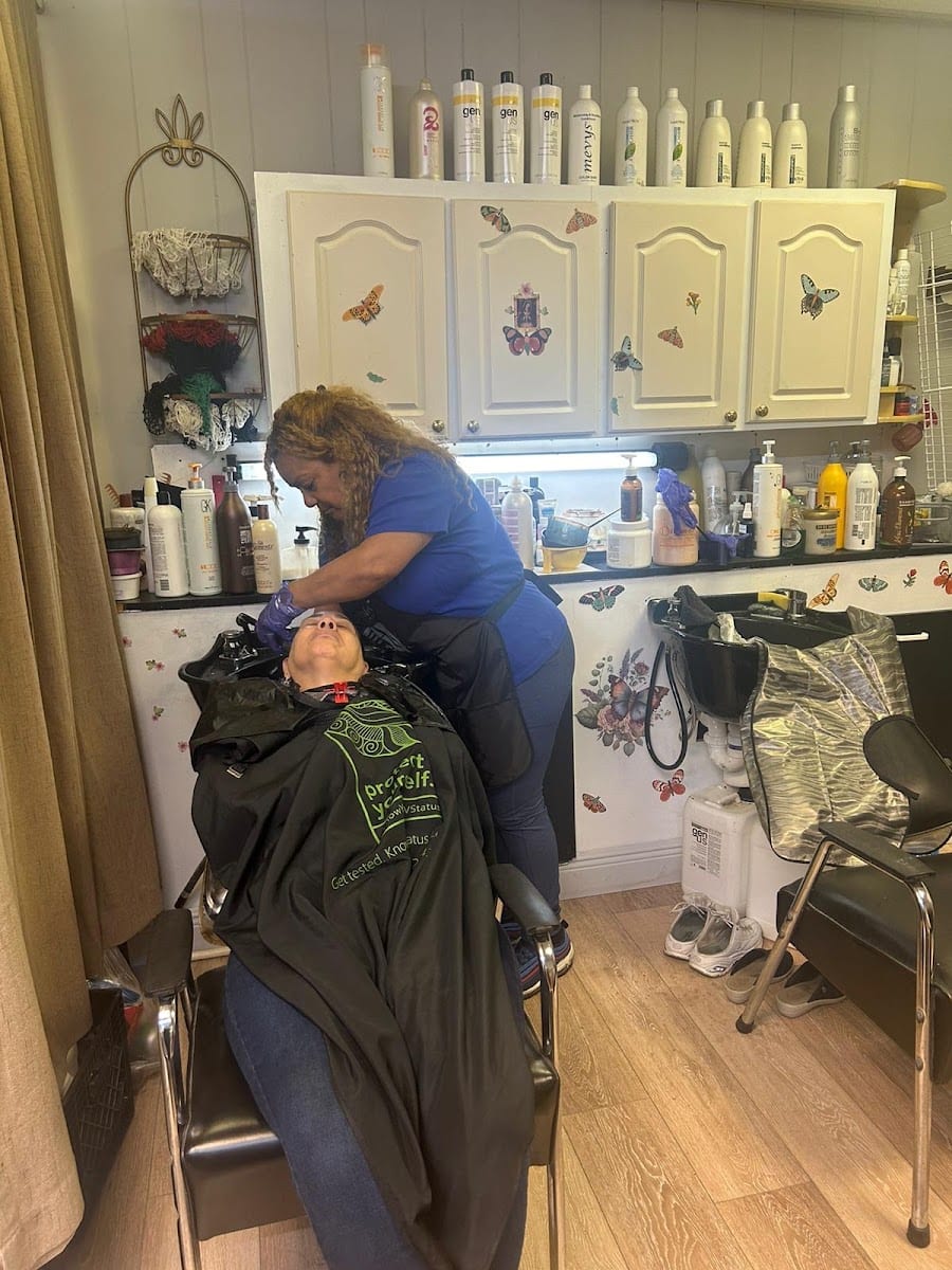 Kiana hair beauty Salon