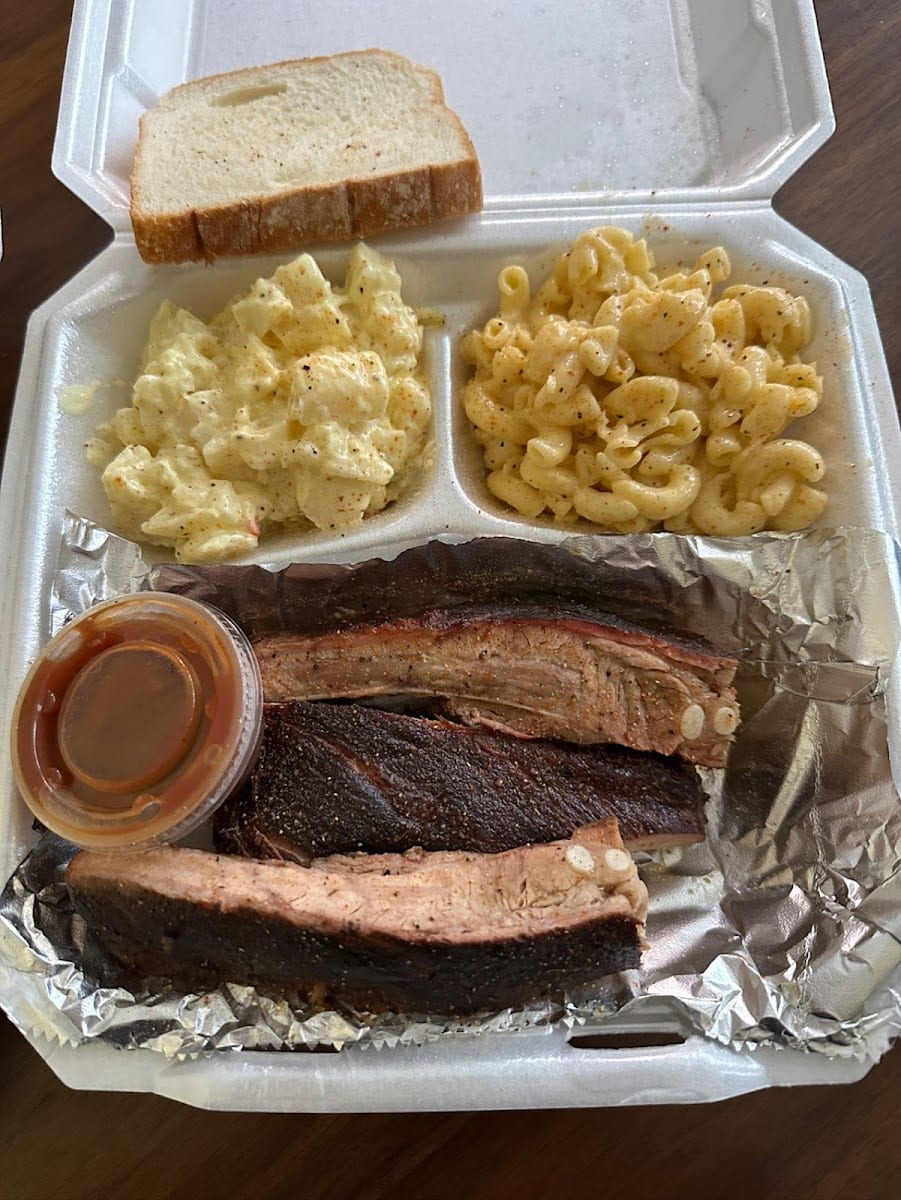 Smokin' Houze BBQ