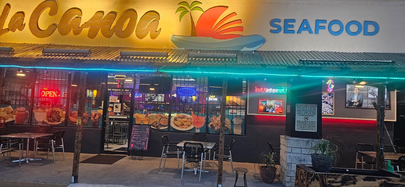 La Canoa Seafood Restaurant