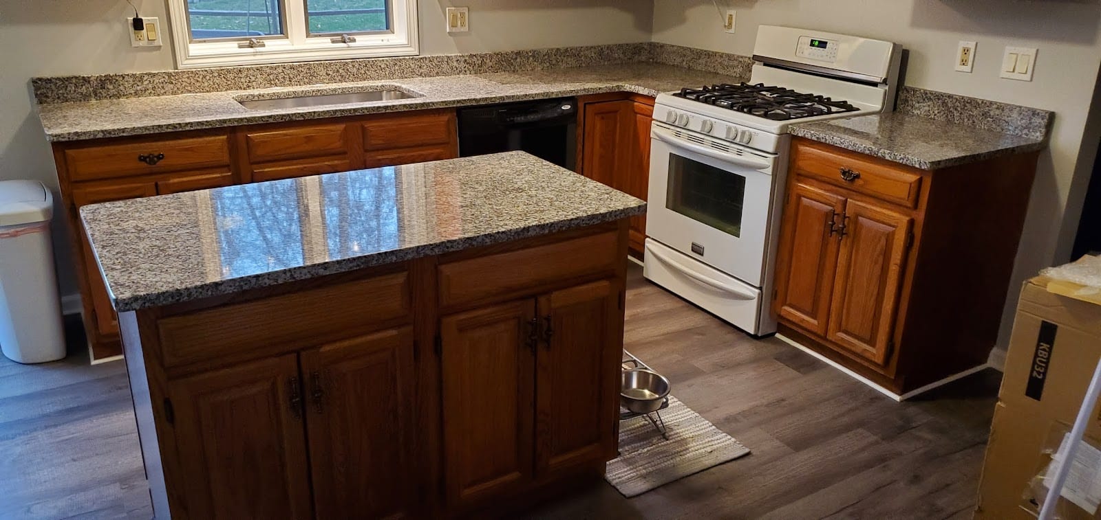 Roc City Granite, photo 4