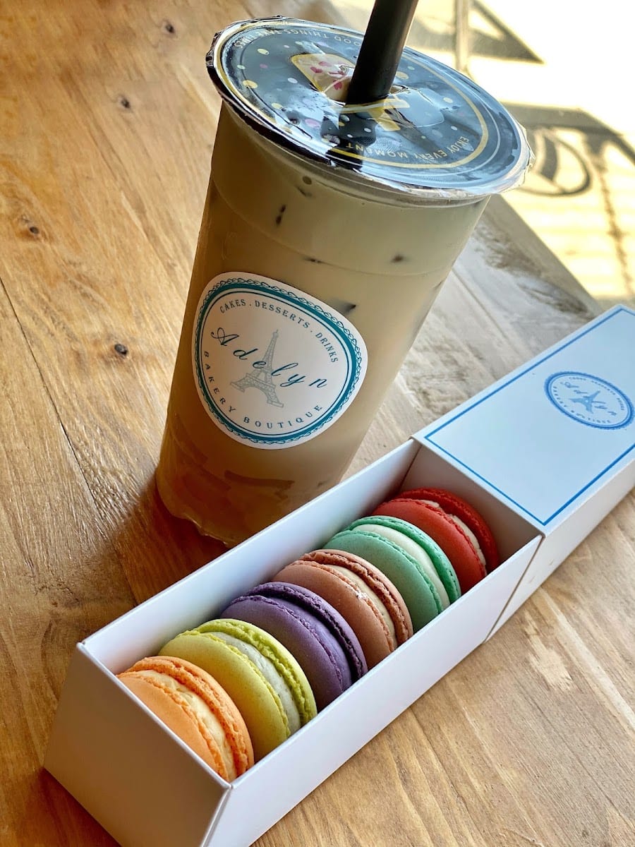 Adelyn Bakery Boutique