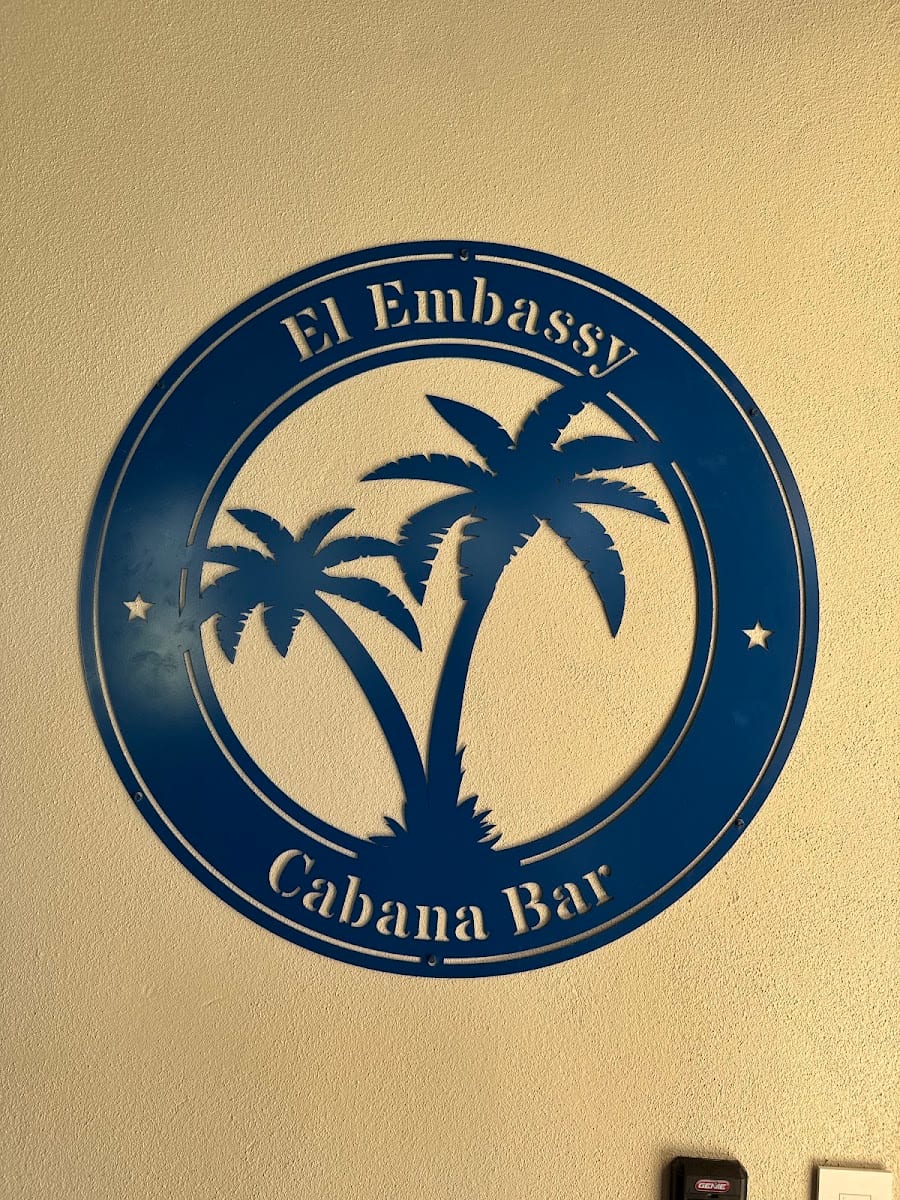 El Embassy Bar and Grill, photo 3
