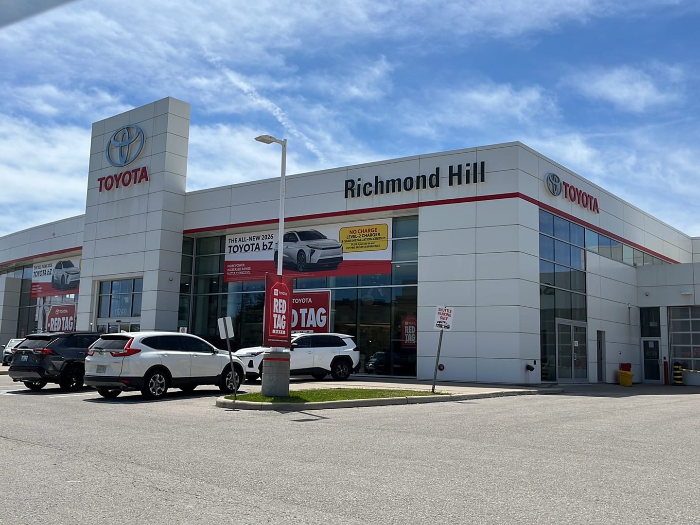 Richmond Hill Toyota, photo 2
