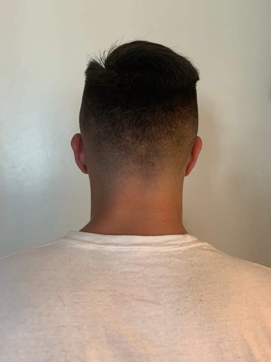 G Barber Shop