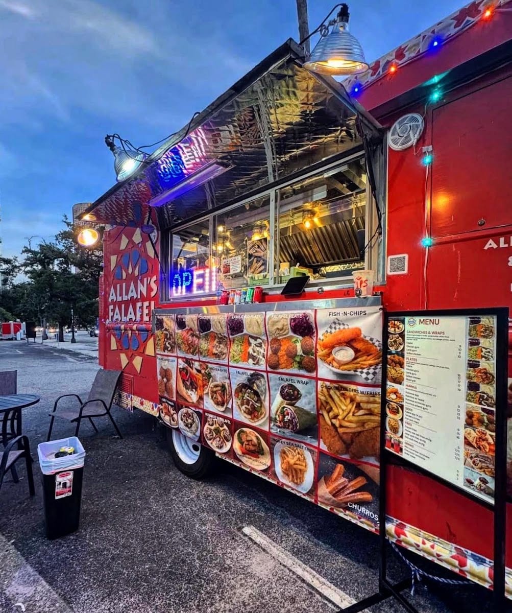 Allan’s Falafel Food Truck, photo 2