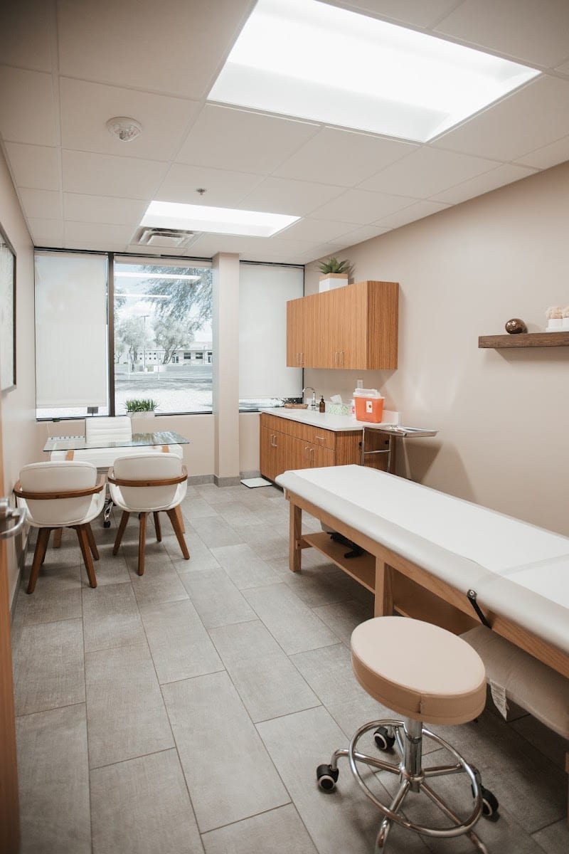 NMD Wellness of Scottsdale: Alissia Zenhausern-Pfeiffer, NMD