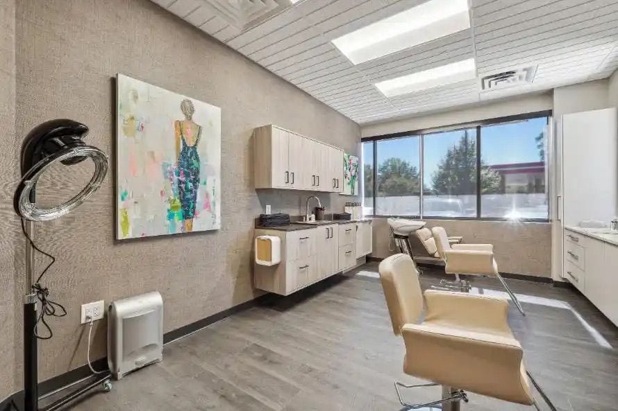 Sola Salons, photo 3