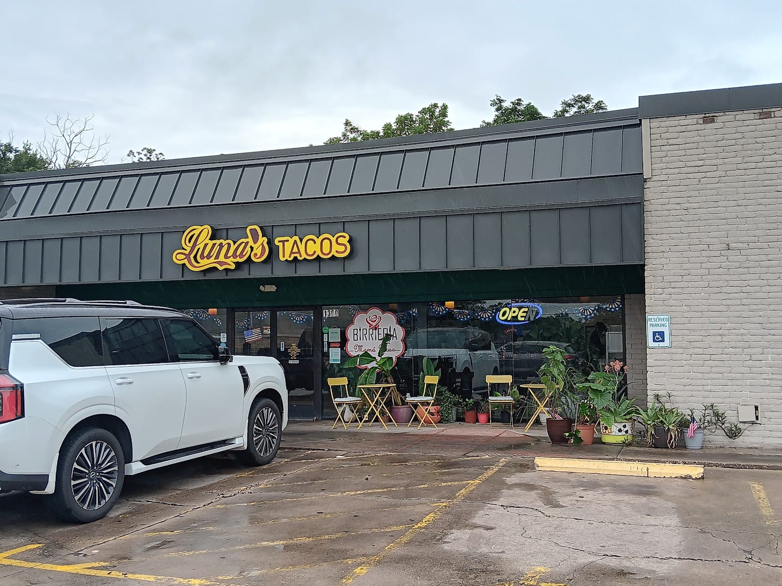 Luna's Tacos, photo 2