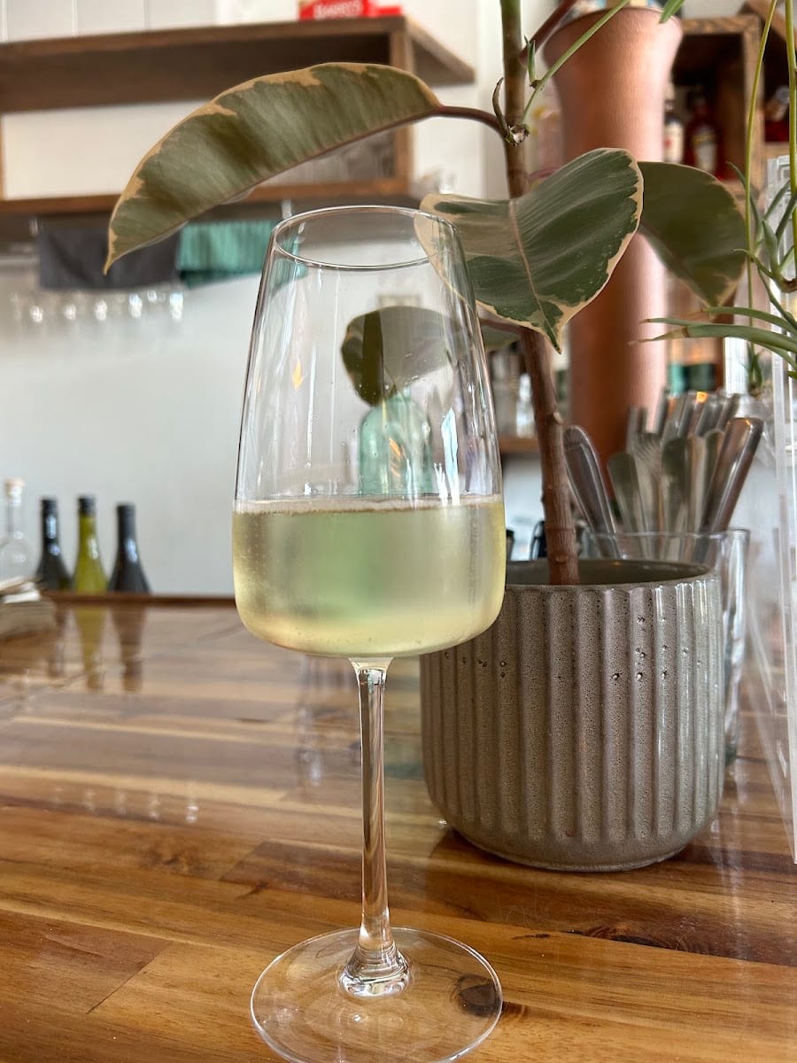 Tommy's Wine Bar