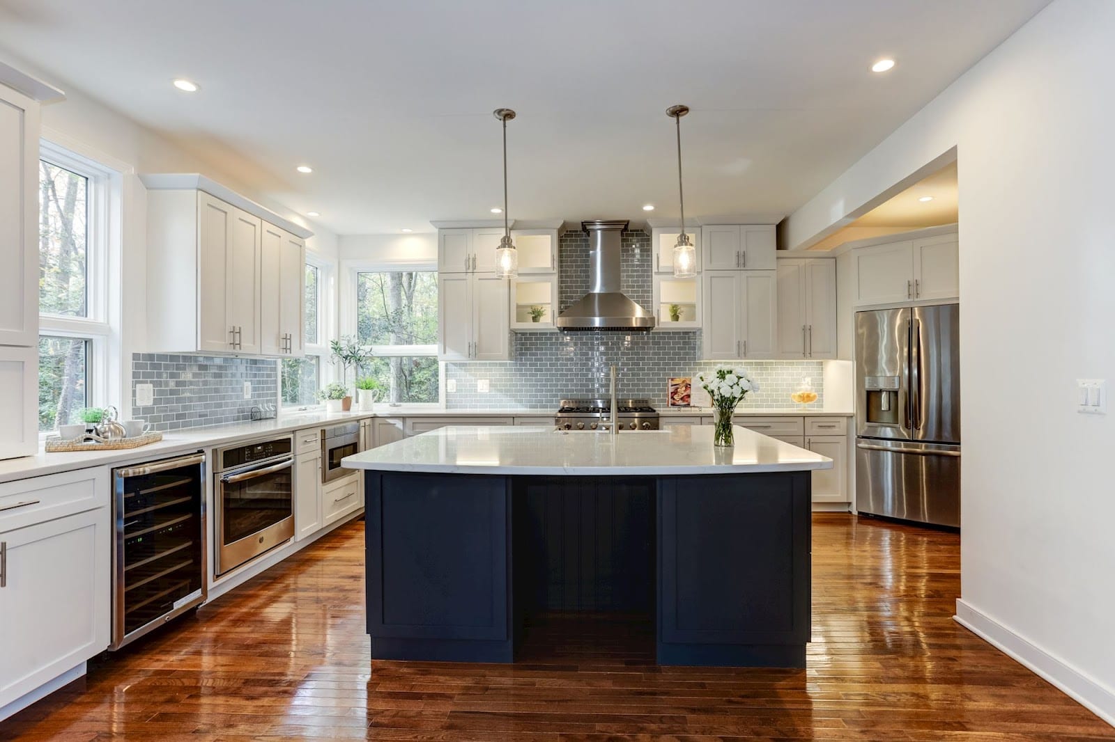 Sandra K. Libby Group with Long and Foster Real Estate and Forbes Global Properties, photo 4