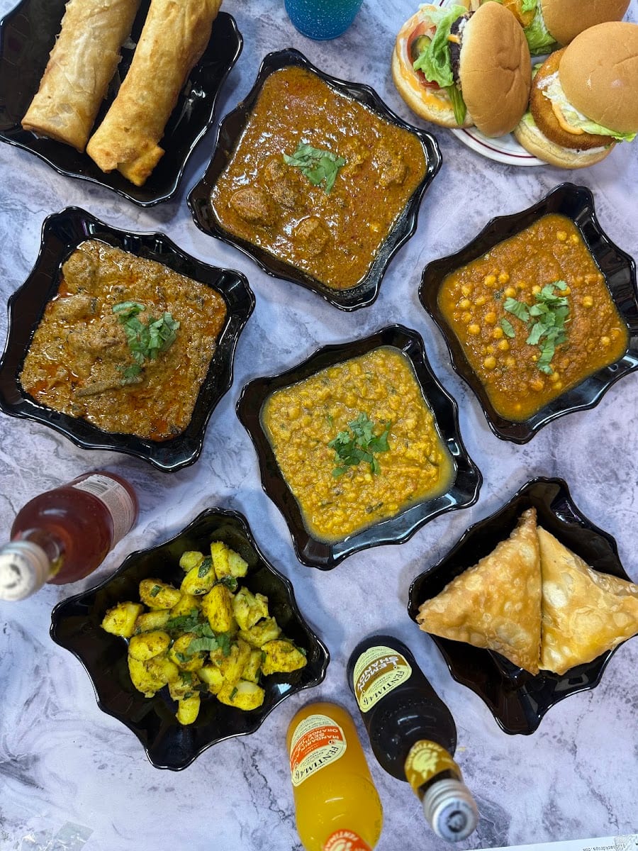 Smit Cafe & Curry House