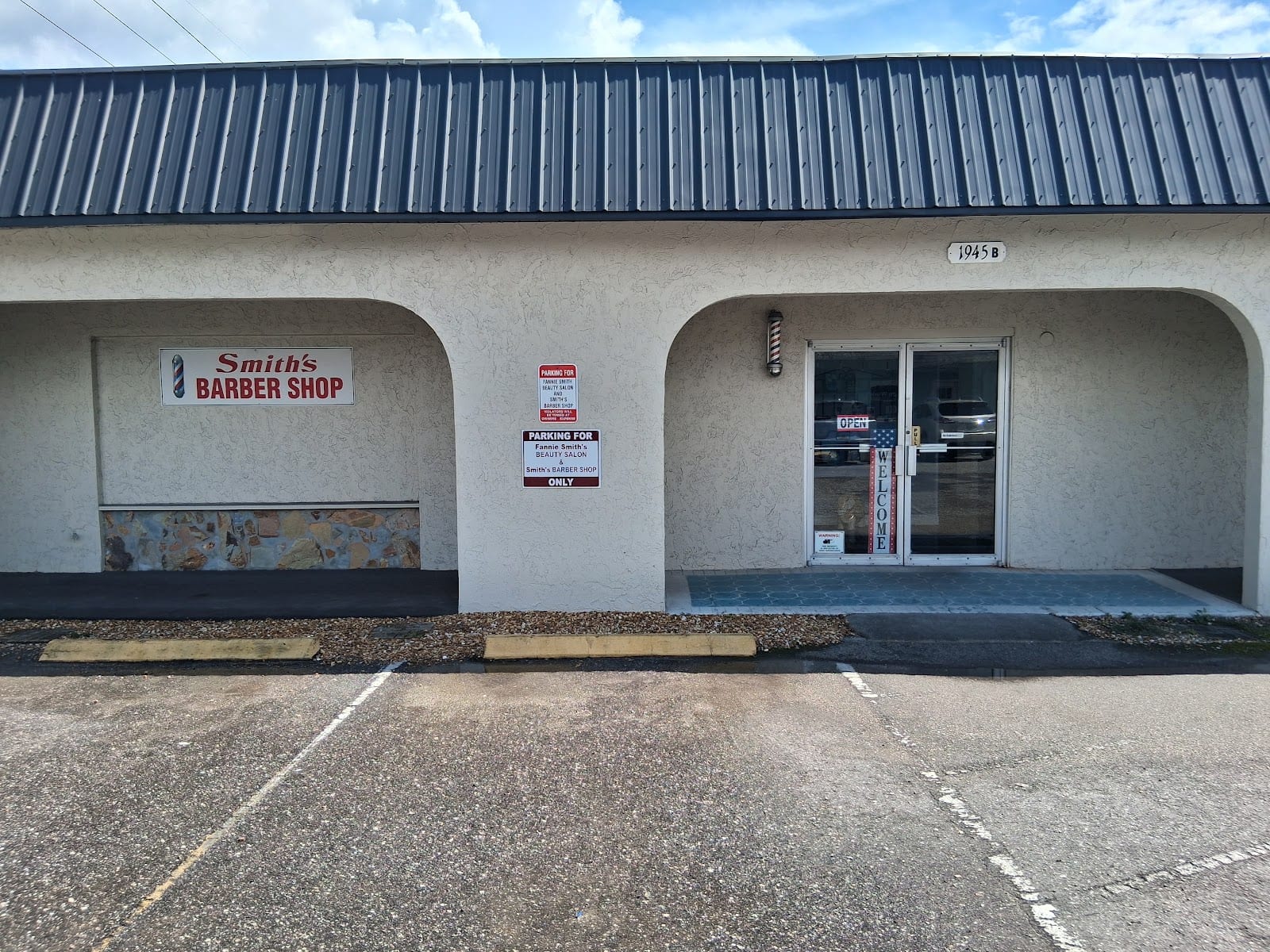 Smith's Barber Shop