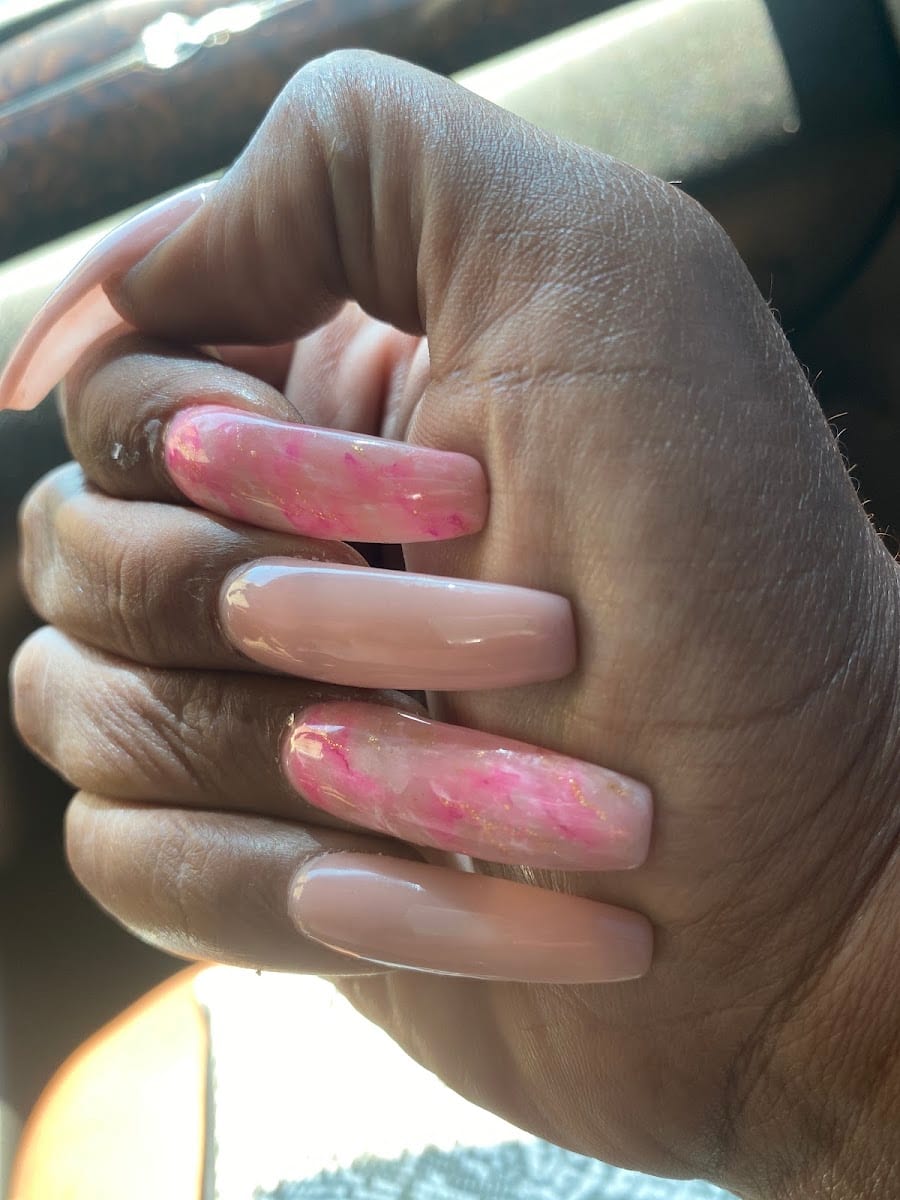 Nails & More, photo 2
