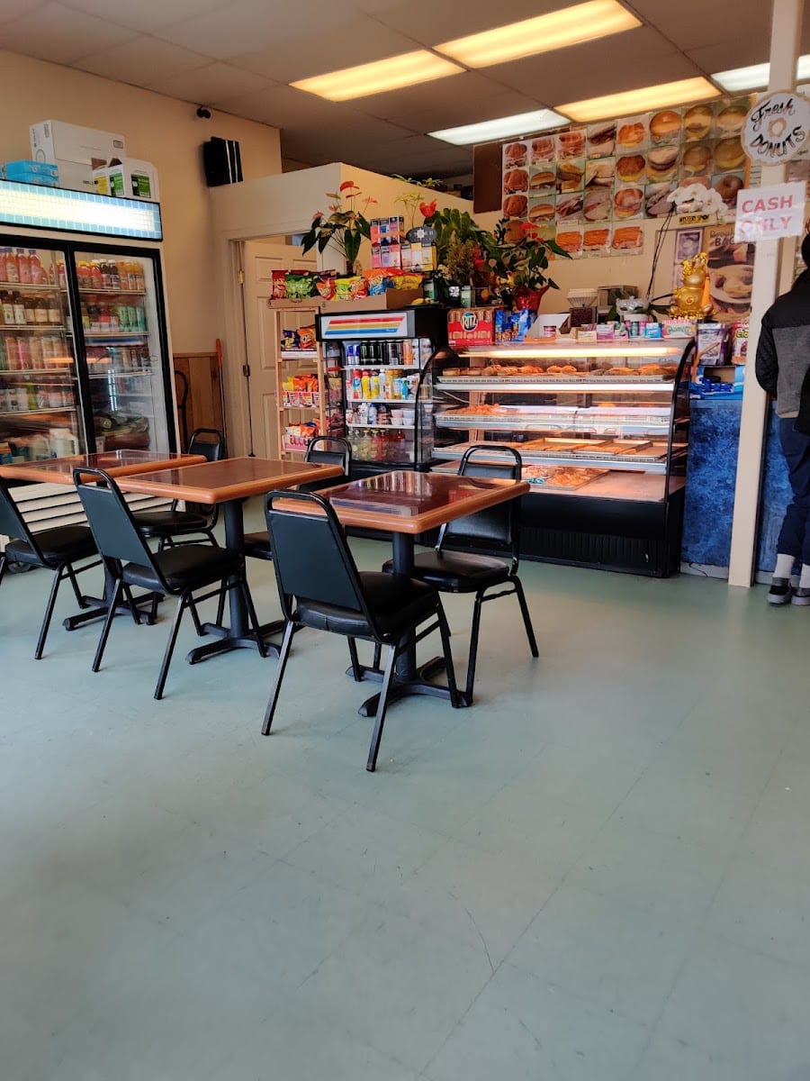Western Donut Shop, photo 2