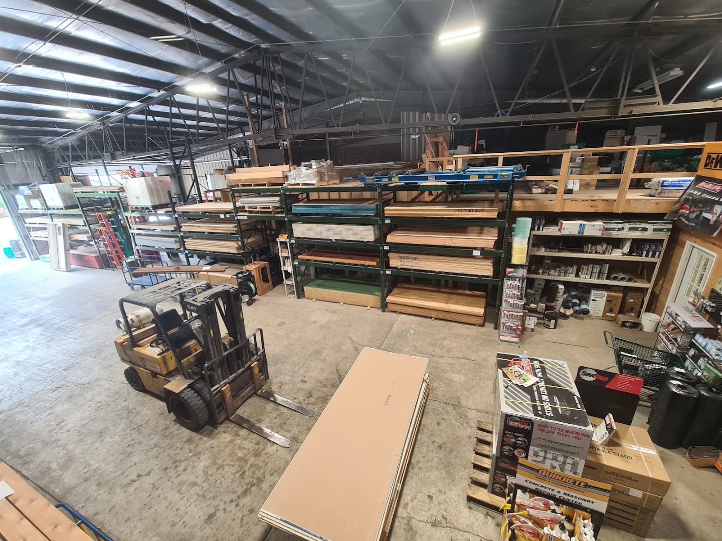 Saratoga Quality Hardware & Lumber, photo 3