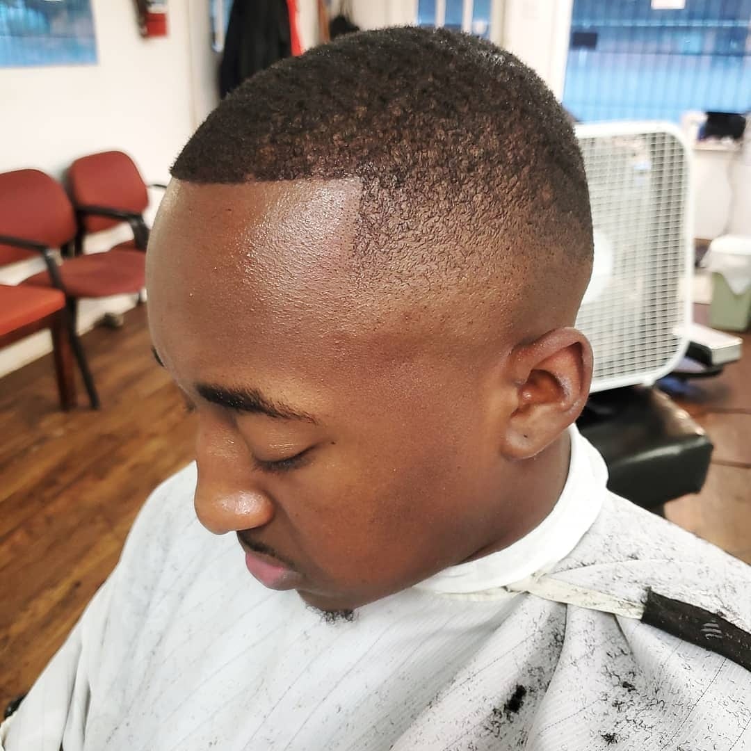 M & J Barber Shop