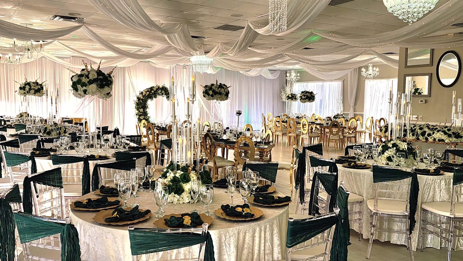 Sisters Reception Hall, photo 4
