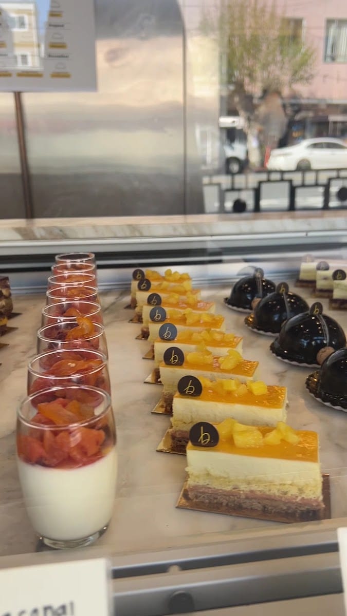 b. patisserie, photo 2