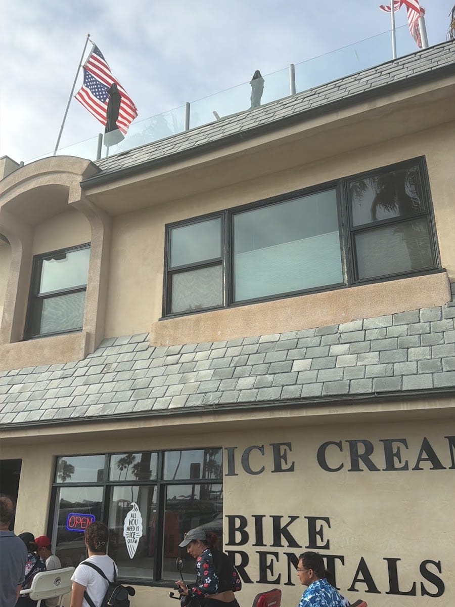 Corner of Paradise, Bicycle Rentals & Sales
