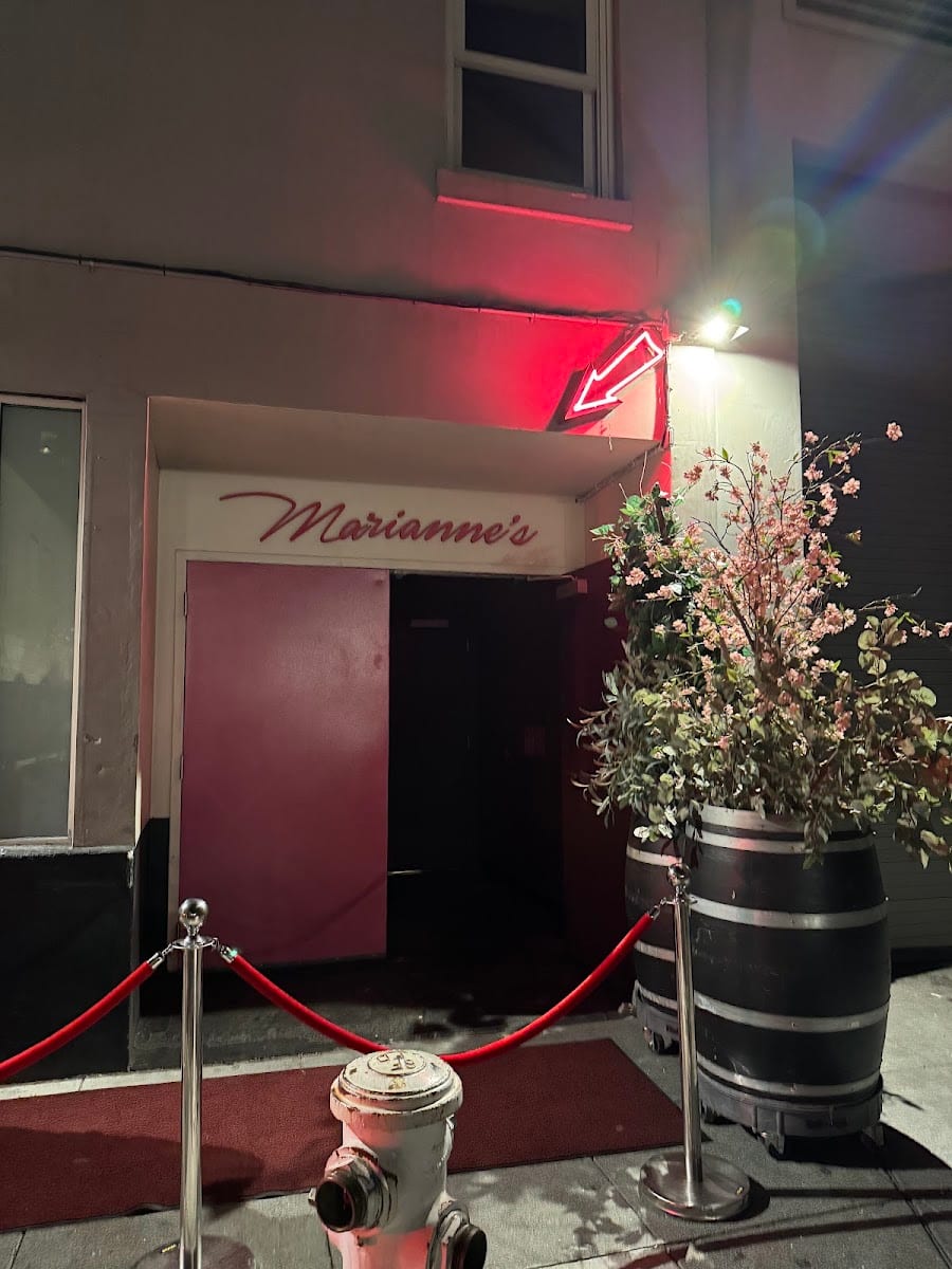 Marianne's, photo 2