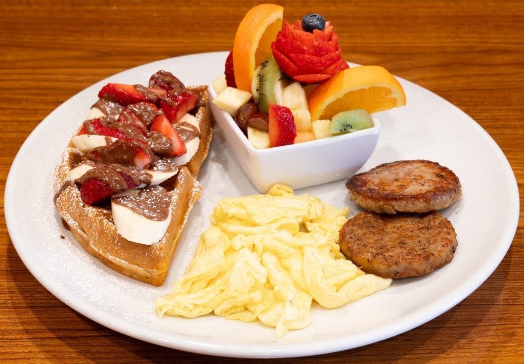 Breakfast Club 51, photo 2