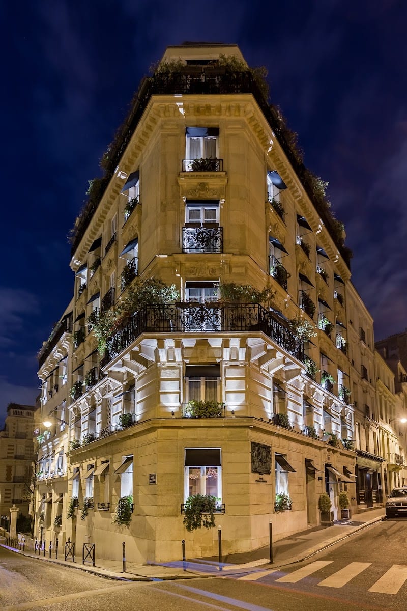 MonHôtel Lounge & Spa