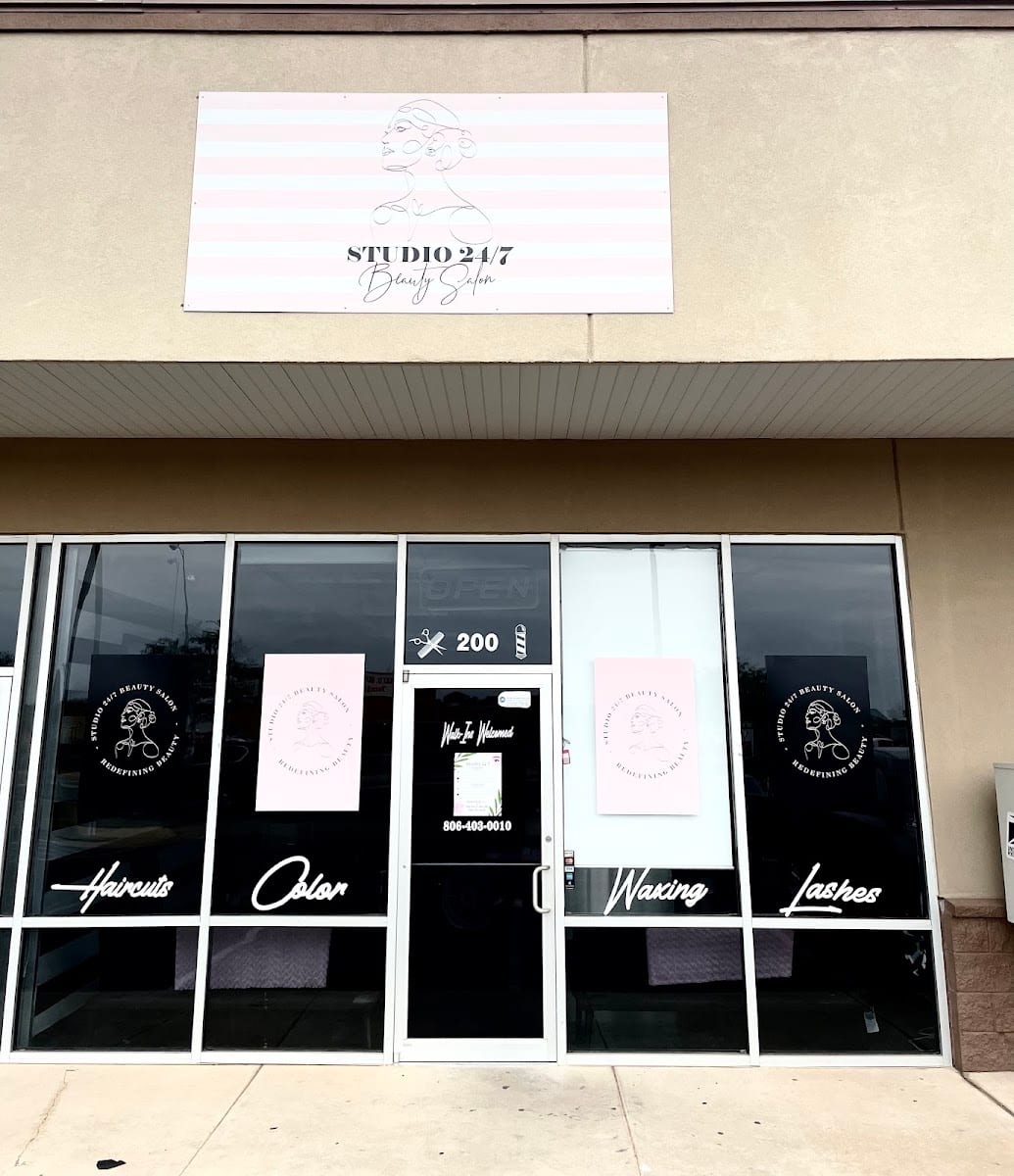 Studio 24/7 Beauty Salon