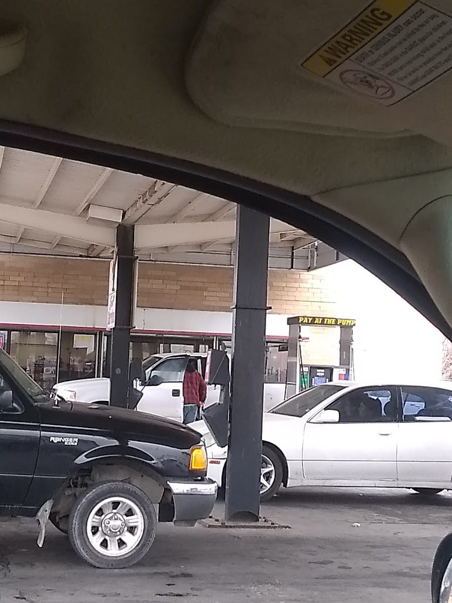 Bolton Service Station, photo 3