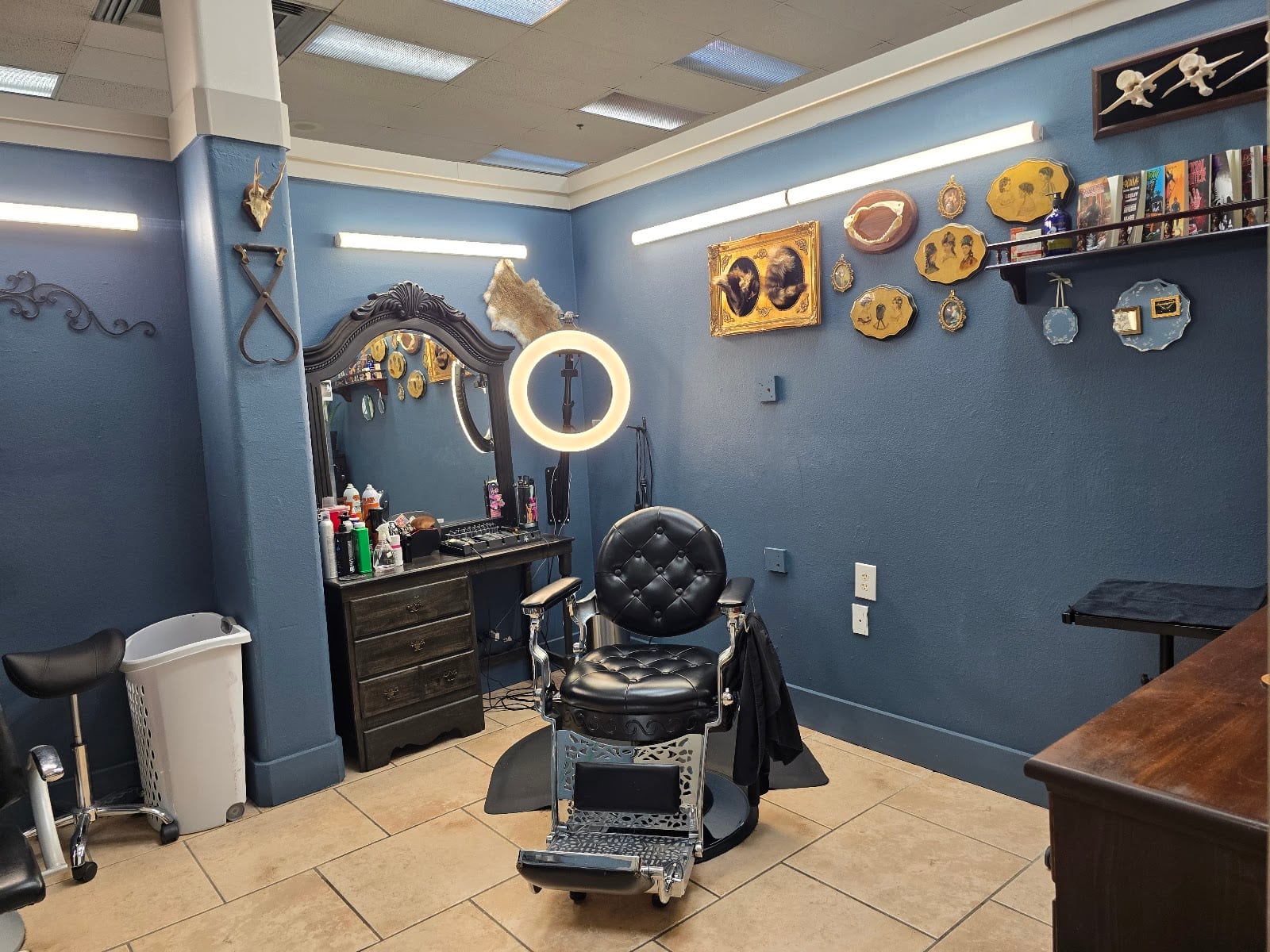 Black Raven Hair Studio, photo 2