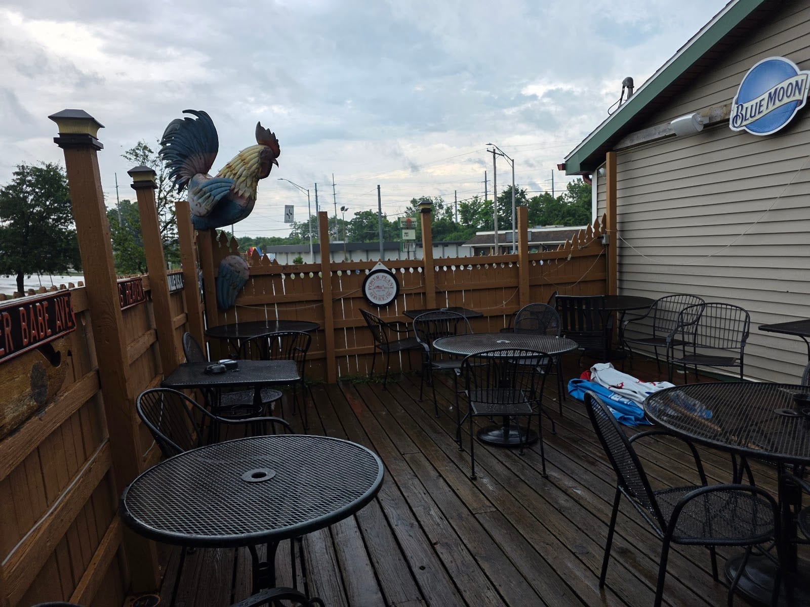 Bootleggers Saloon and Galley, photo 2