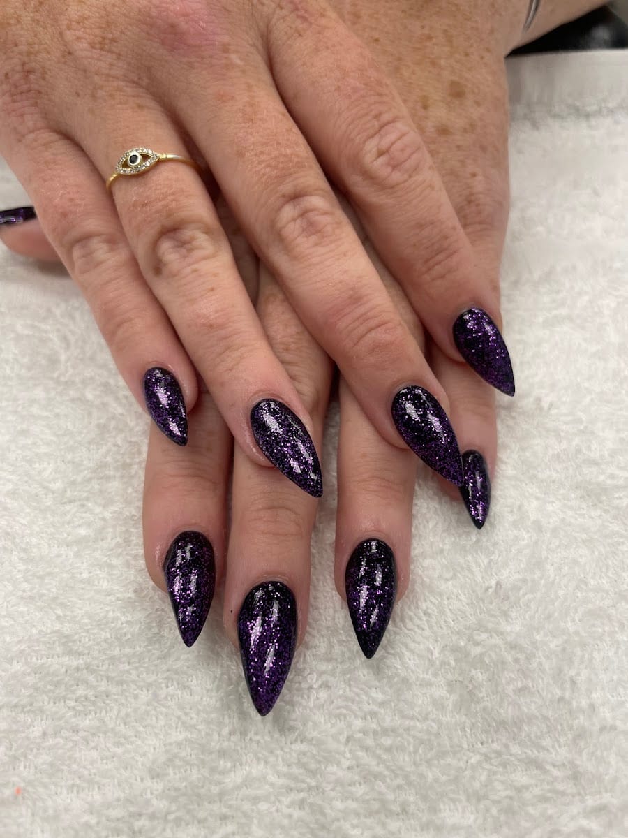 Regal Nails, Salon & Spa