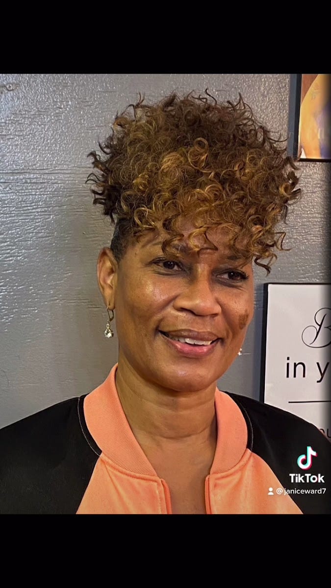 Hair- Ca-Tects Salon in Houston, Janice Ward Hair Stylist-Weave Specialist, photo 3