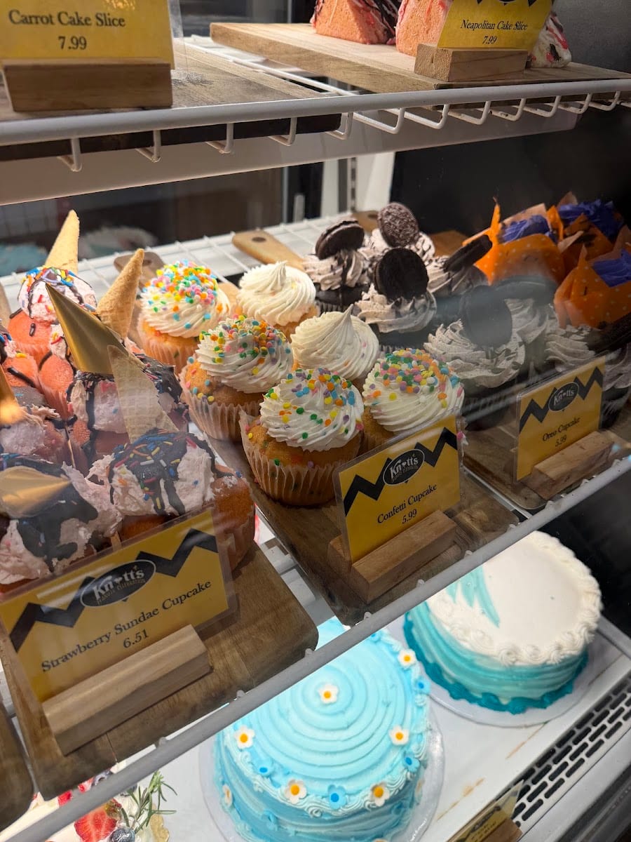 Knott's Berry Farm Bakery, photo 3