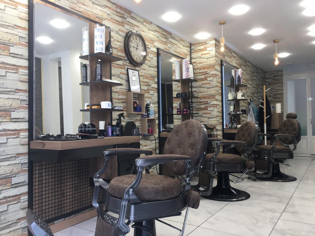 Coiffeur-Barbier, photo 3