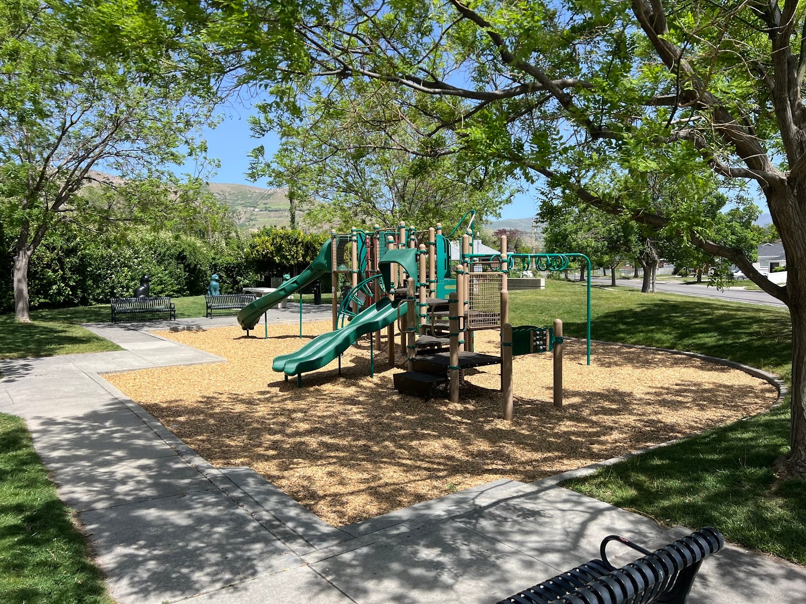 Playground, photo 2