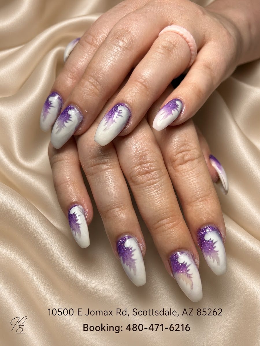 Azia Nails & Spa
