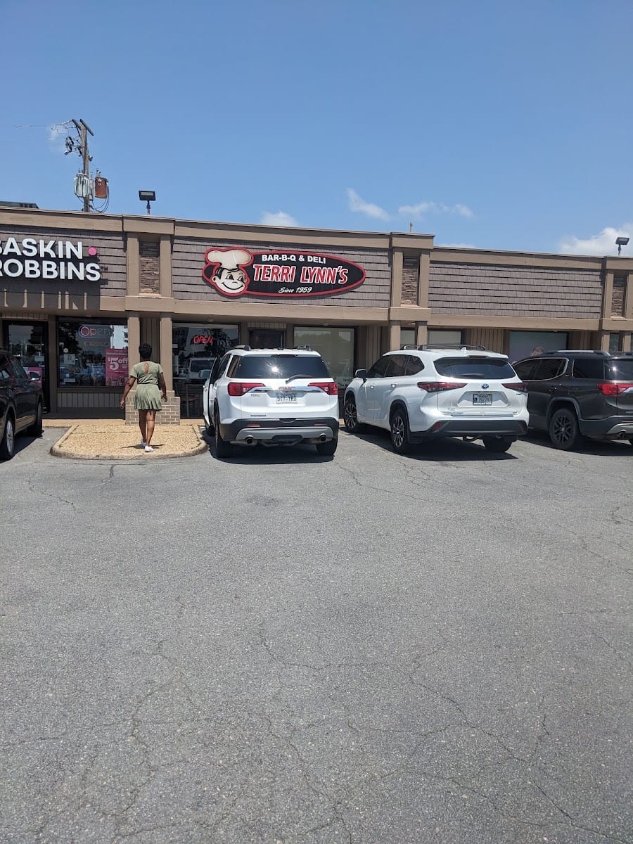 Terri-Lynn's Bar-B-Q & Deli, photo 2