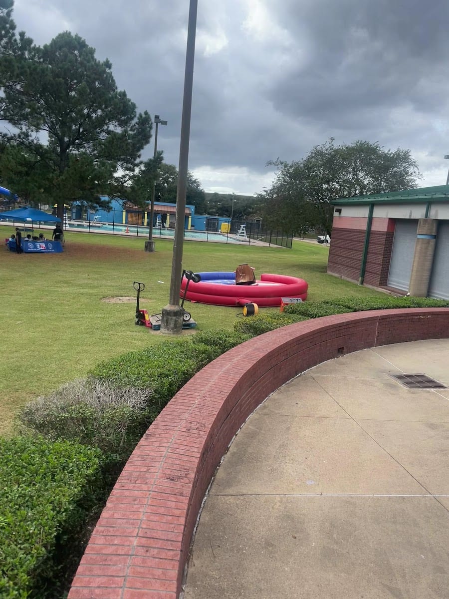 Magnolia Swimming Pool, photo 2