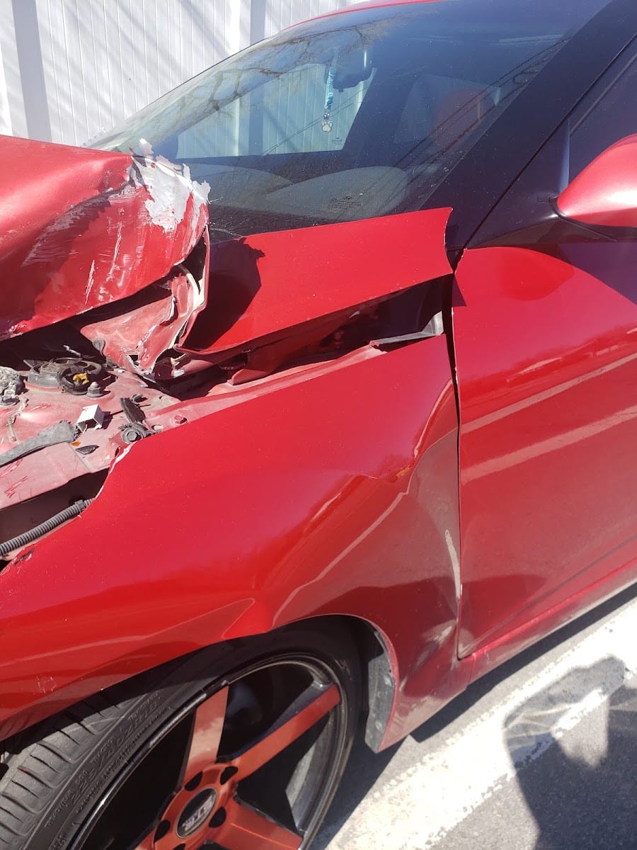 L W Auto Body Shop, photo 3